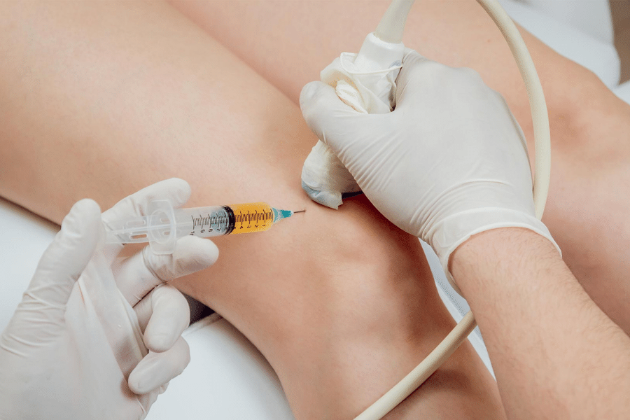 Ultrason eşliğinde diz eklemi enjeksiyonu